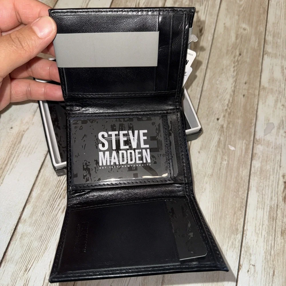 Steve Madden Trifold Wallet‎ Mens Black Genuine Leather RFID Protection NEW
